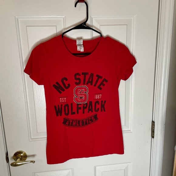 NC State Wolfpack Tee  Size S - Picture 4 of 4